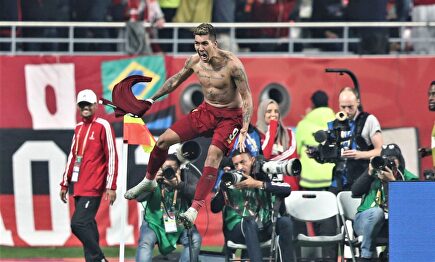 Roberto Firmino celebra su gol en la final ante el Flamengo. |  EFE