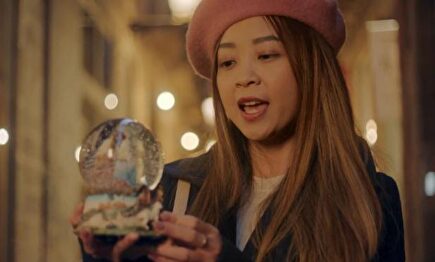 La Sagrada Familia felicita la Navidad en seis idiomas pero se olvida del español 