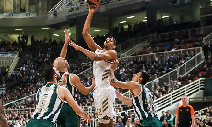 Victoria blanca en Grecia. |  EFE