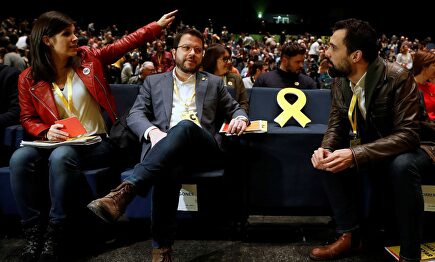 Los dirigentes de ERC, Pere Aragonès, Marta Vilalta y Roger Torrent |  EFE