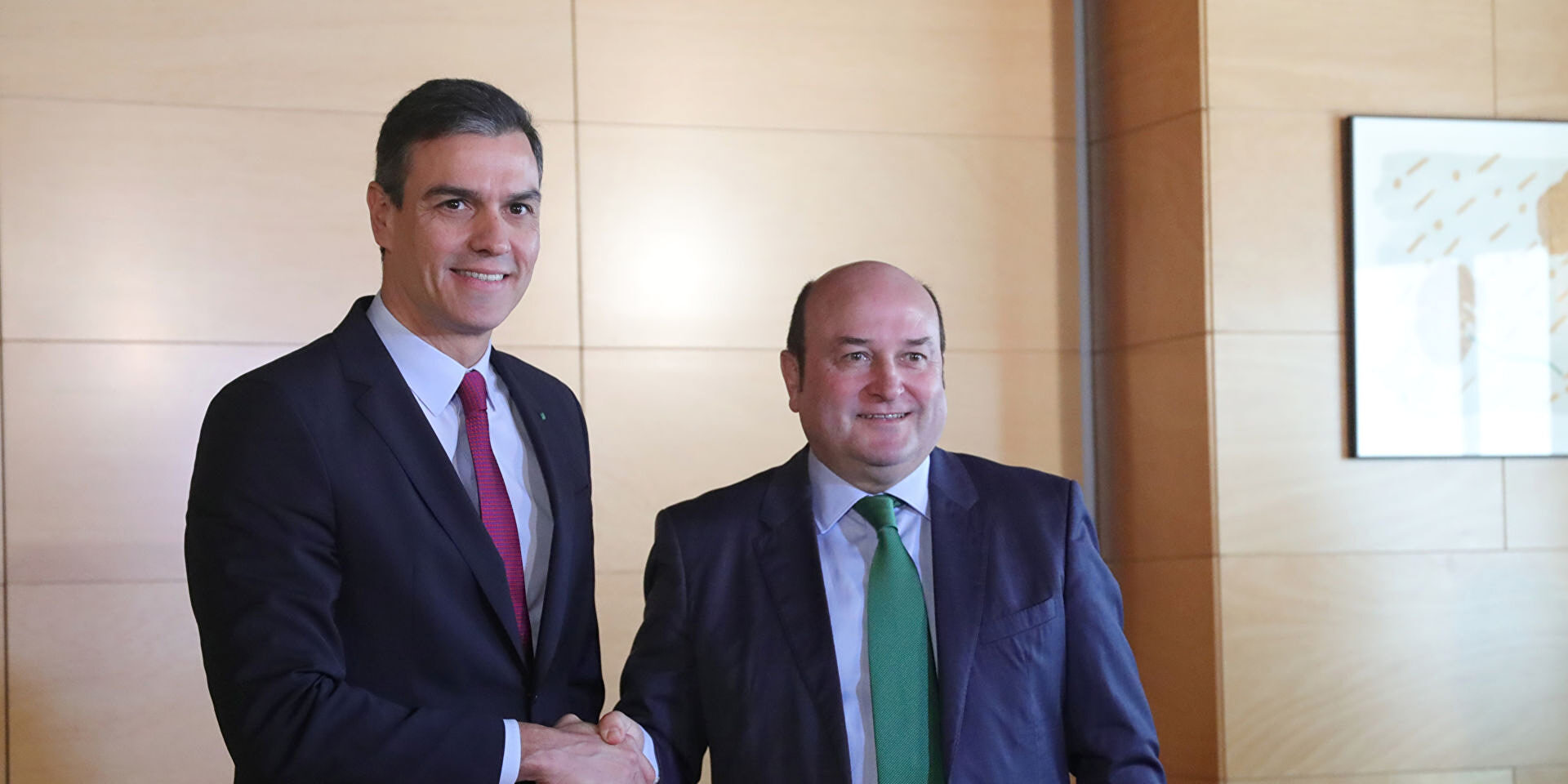 La "baza negociadora" de Pedro Sánchez para arrastrar a ERC a otro Estatut y cambiar el modelo de Estado - Vimarsana News