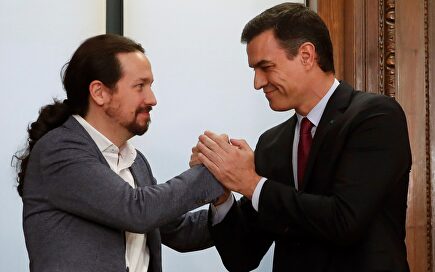 Tertulia de Federico: Sánchez promete a los golpistas una consulta en Cataluña