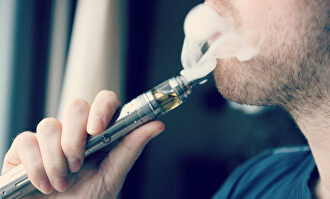 El vapeo de los cigarrillos electrónicos |  Flickr