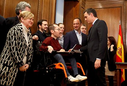 Pedro Sánchez y Echenique. | EFE