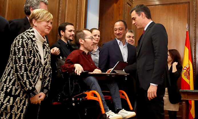 Pedro Sánchez y Echenique. | EFE