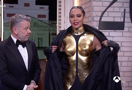 El momento en el que Pedroche desveló su vestido. |  Atresmedia