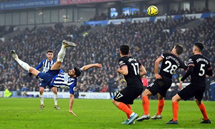 El primer golazo del 2020 lo vimos en la Premier: chilena de Jahanbakhsh ante el Chelsea
