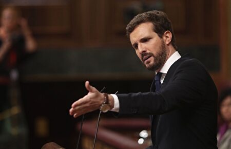 "¿Le suena Gabriel Cisneros? ¿A Otegi le suena?"