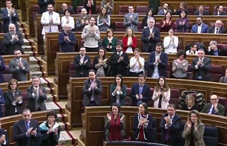 Ovación norcoreana para recibir a Pedro Sánchez