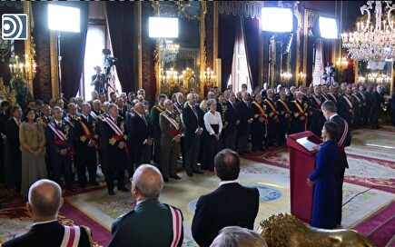 El Rey destaca el compromiso de Fuerzas Armadas y Guardia Civil "con España y la Constitución"