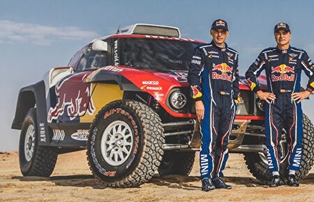 Carlos Sainz, líder sólido. |  Twitter Carlos Sainz