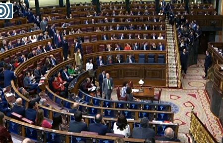 Humillación del proetarra de Bildu a Pedro Sánchez