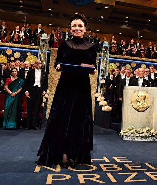 Tokarczuk, durante la ceremonia de entrega del Premio Nobel de Literatura |  Cordon Press