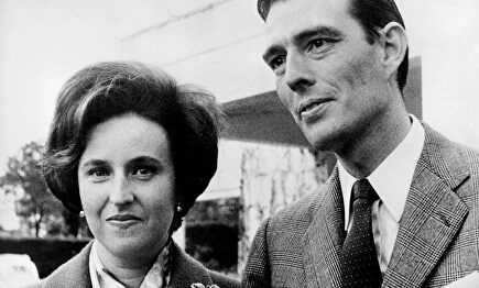 Pilar de Borbón con quien fuera su marido |  Cordon Press