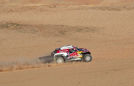 Carlos Sainz gana la quinta etapa del Dakar. |  EFE