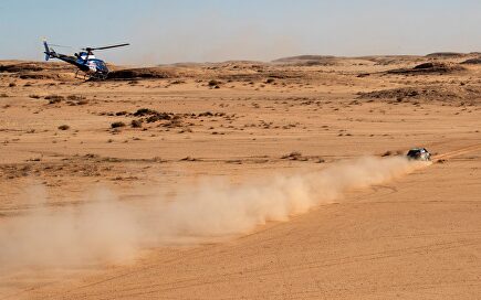 Máxima emoción y tensión en el Dakar 2020. |  EFE