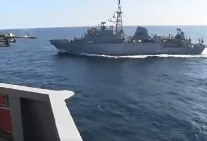 Imagen difundida por la Quinta Flota de EEUU. |  @US5thFleet