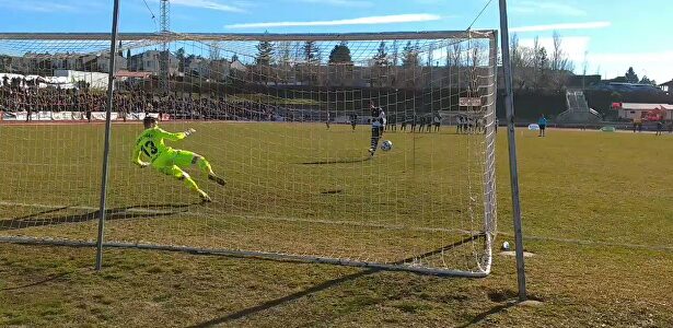 Unionistas de Salamanca da la campanada y deja KO al Deportivo