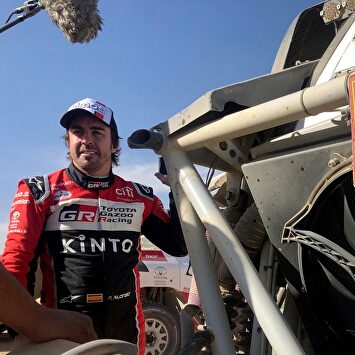 Fernando Alonso, durante su participación en el Rally Dakar 2020. |  EFE