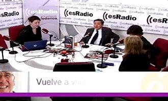 Crónica Rosa: El posado-robado de la amiga de Cayetano en '¡Hola!'	