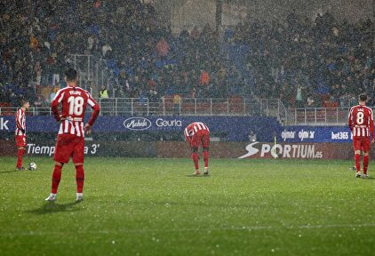 El Atlético, superado por el Eibar. |  EFE