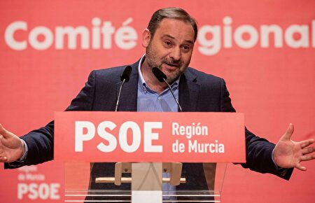 Las mentiras del Gobierno de Sánchez en el escándolo Ábalos - Delcy