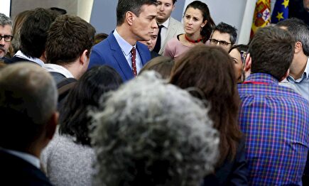Pedro Sánchez en Moncloa el pasado 12 de enero. |  EFE