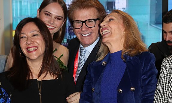 Bigote en Fitur |  Gtres