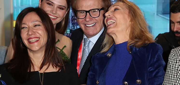 Bigote en Fitur |  Gtres