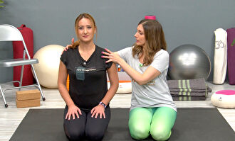 Yoga para aliviar las molestias de los hombros