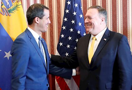 Juan Guaidó y Mike Pompeo en su encuentro en Bogotá. |  EFE