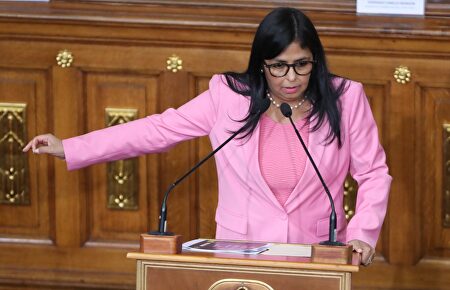 Las barbaridades de Delcy Rodríguez, vicepresidenta de Maduro que se ha reunido con Ábalos