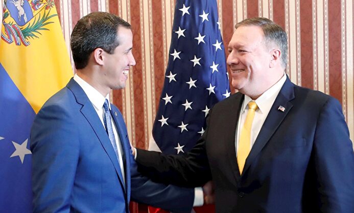 Juan Guaidó y Mike Pompeo en su encuentro en Bogotá. |  EFE