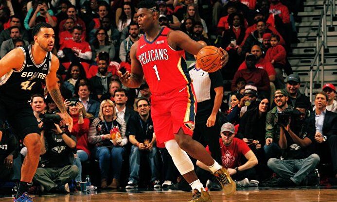 'La Bestia' Zion Williamson se exhibe en su esperado debut en la NBA