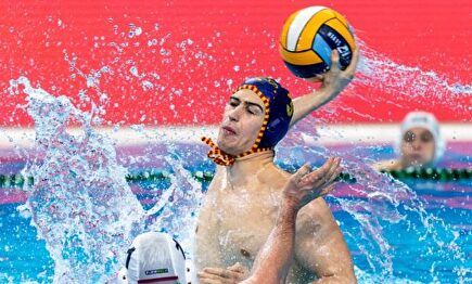 España se impuso a Croacia en un igualadísimo partido |  EFE