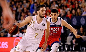 Facu Campazzo, en acción ante el Baxi Manresa. |  EFE