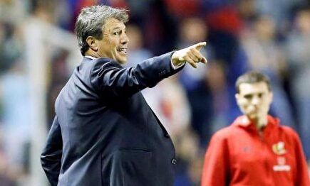 José González está al frente del Wuhan Zall |  EFE