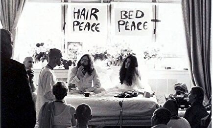 John Lennon junto a Yoko Ono |  Cordon Press