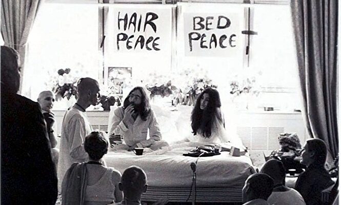 John Lennon junto a Yoko Ono |  Cordon Press