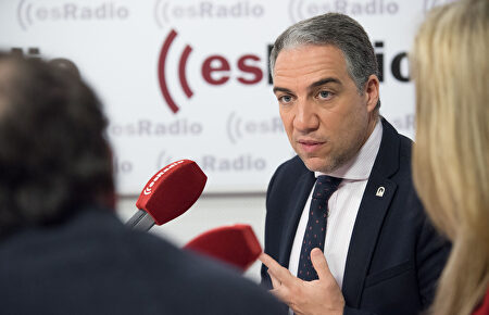 Elías Bendodo: "Si obligan a cerrar hasta Navidad no habrá sector turístico en España"