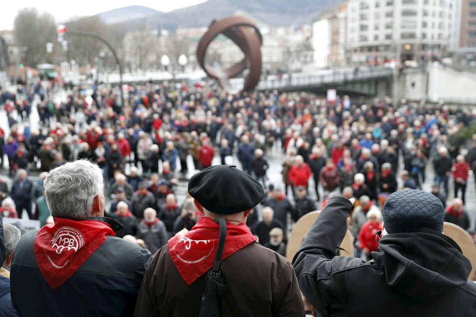 La OCDE nos recuerda que nuestro país tiene uno de los sistemas más generosos y, al mismo tiempo, de los que menos reformas ha aprobado.