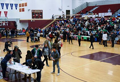 Comienzan en Iowa las primarias del Partido Demócrata. |  EFE