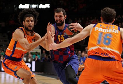 Mirotic y el Barça, favoritos en la Copa para los maestros |  EFE