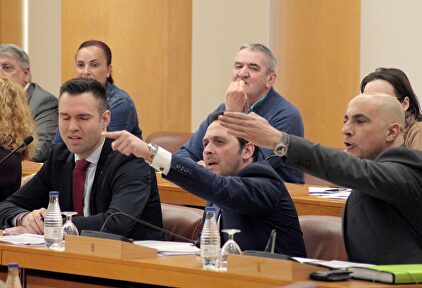 Diputados de Vox en Ceuta, en un pleno reciente |  EFE