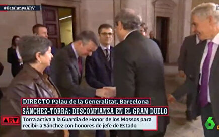 La reverencia de Iván Redondo a Quim Torra