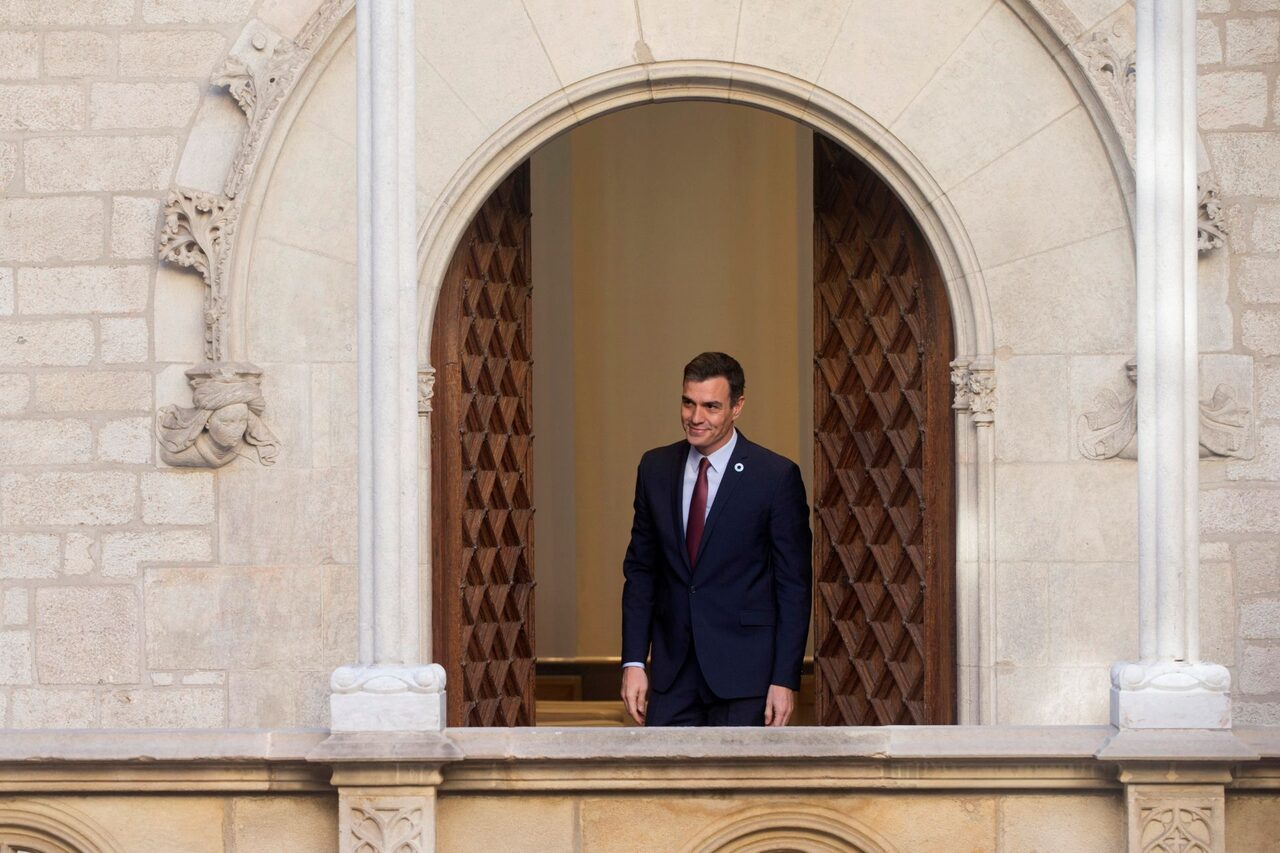 Sánchez, en el Palacio de la Generalidad. |  EFE