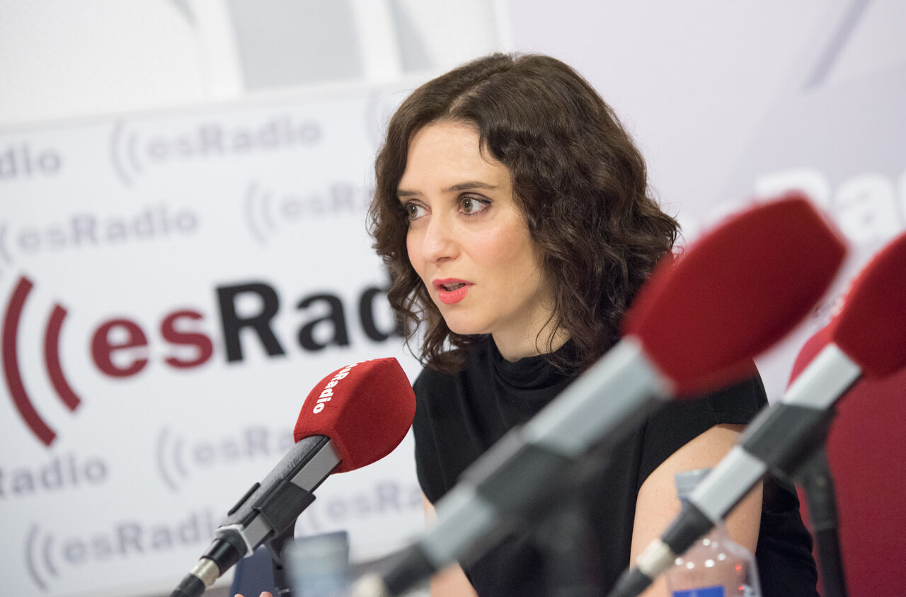 Isabel Díaz Ayuso, en un momento de la entrevista. |  David Alonso Rincón