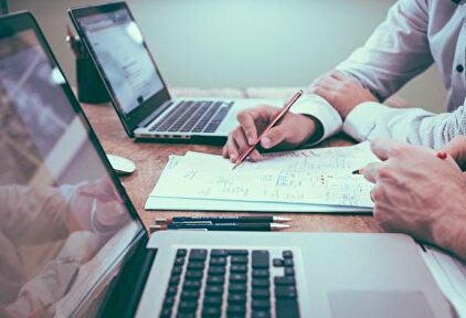 El procesamiento manual no es eficiente; un software puede agilizar todo el proceso. |  Pixabay