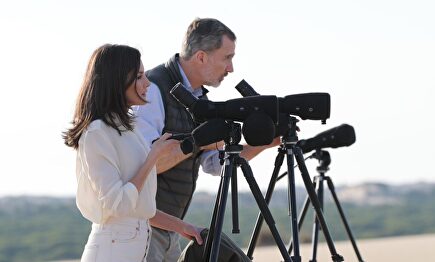 Lunares para El Rocío y comodidad en Doñana: los estilismos de Letizia