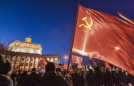 Federico a las 7: PSOE y Podemos hacen apología del genocidio comunista